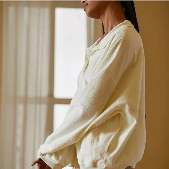 Out From Under Urban Outfitters Jacintha Reverse Henley Sweatshirt Top Medium - Picture 4 of 9